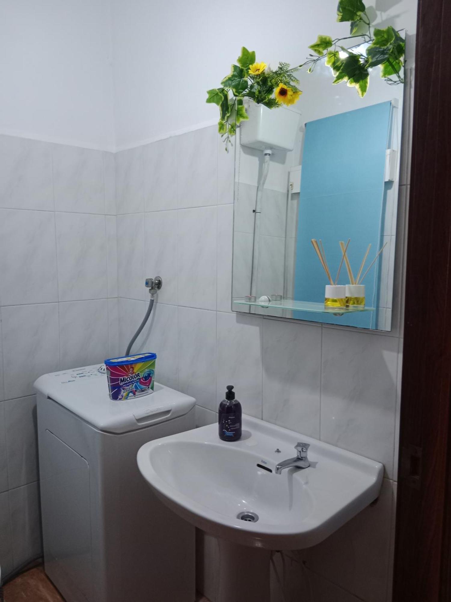 Vistas A La Pista De Atletismo Apartment Понтеведра Стая снимка
